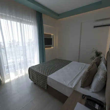 Ξενοδοχείο Kleopatra Life 4*