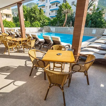 Ξενοδοχείο Kleopatra Life 4*