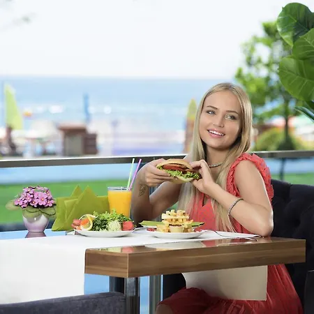 Ξενοδοχείο Kleopatra Life Αλάνια