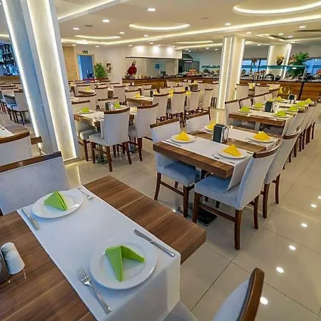 Szálloda Kleopatra Life Alanya
