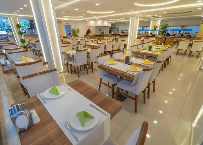 Hotel Kleopatra Life 4*